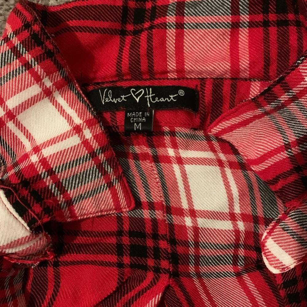 Red flannel - Picture 2 of 2